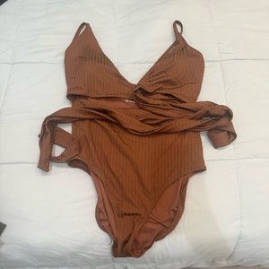 NWT Aerie ribbed shine wrap one piece swim suit size XL Long